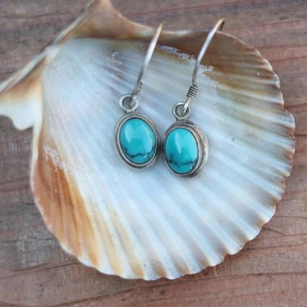 Vintage 925 Sterling Silver Southwest Turquoise Hook Earrings | Cabochon Dangle